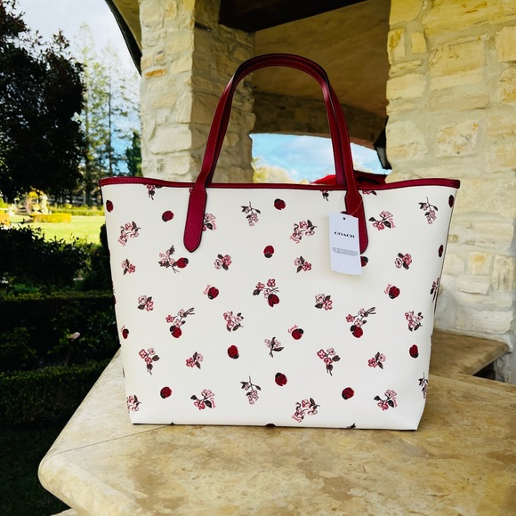 Coach Ladybug Floral Reversible Tote Handbag&wallet&wristlet NWT - Picture 4 of 12